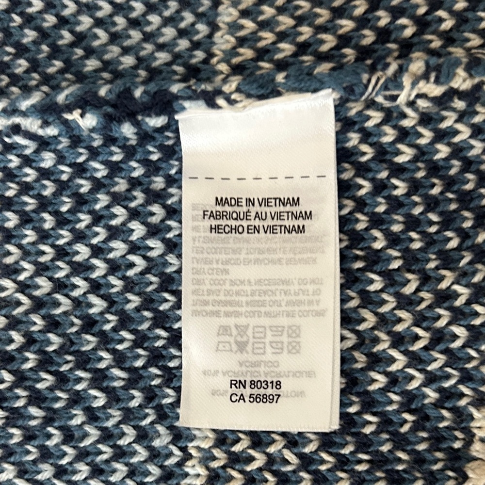 Lucky Brand Cream and Blue Patterned Shawl Collar Cardigan
1 medium
1 large - Picture 4 of 5